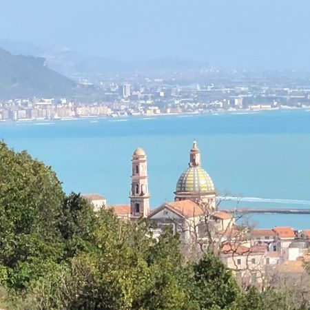 Casa Nives in Villa Emilia Vietri Esterno foto